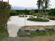 リガーデンで除草対策
